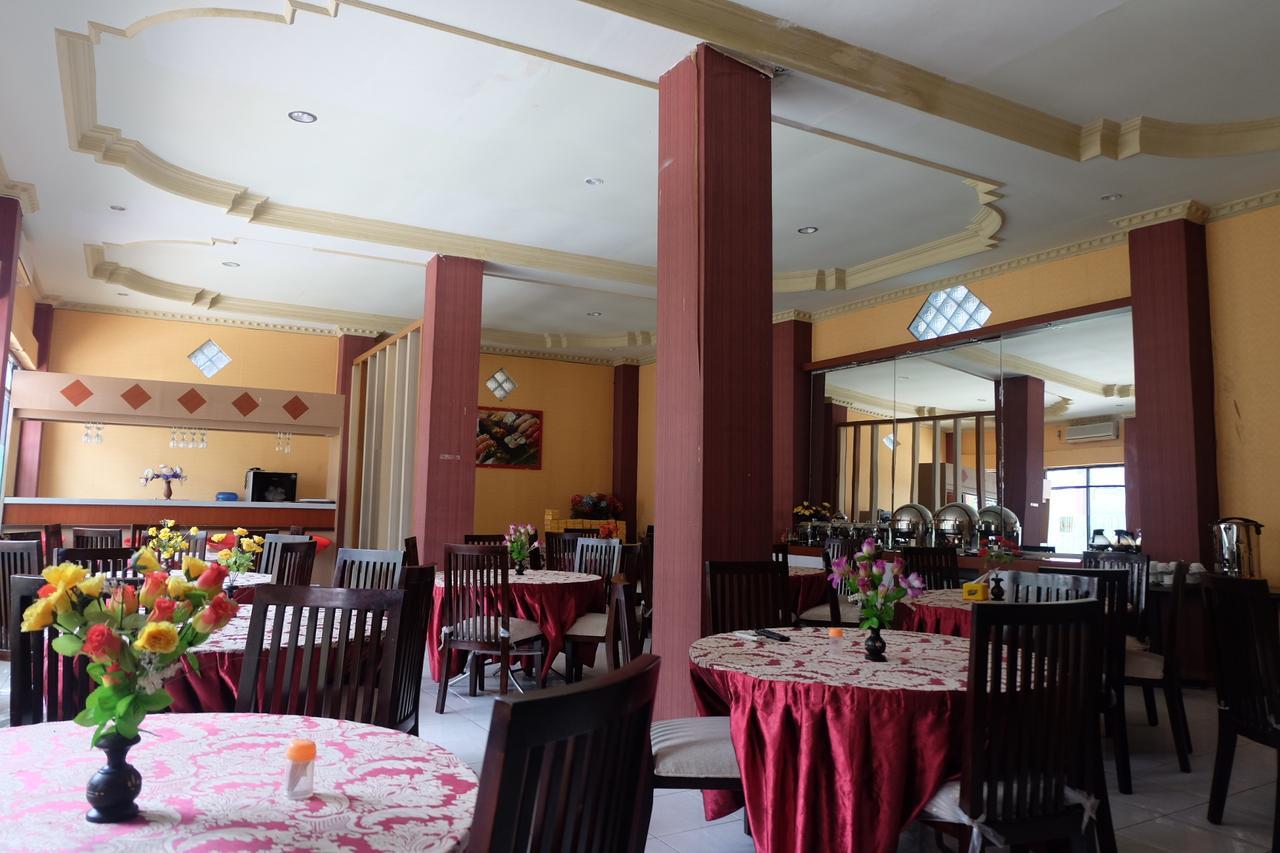 Syafira Hotel Langgur Exterior foto